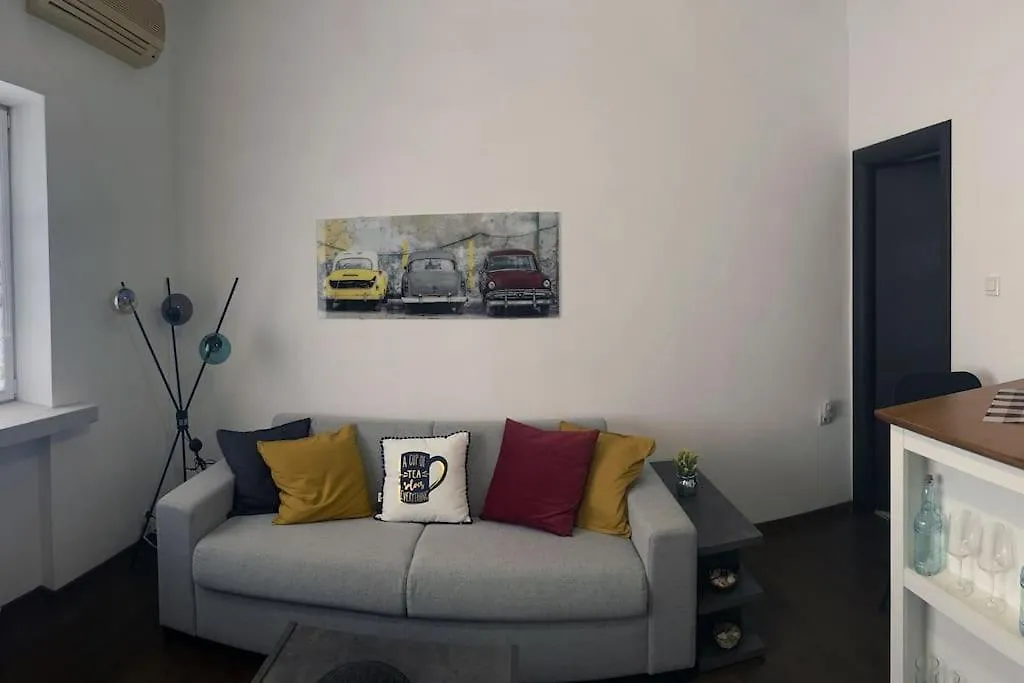 Apartment Lovely 1 Bedroom Studio In Bucharest City Center